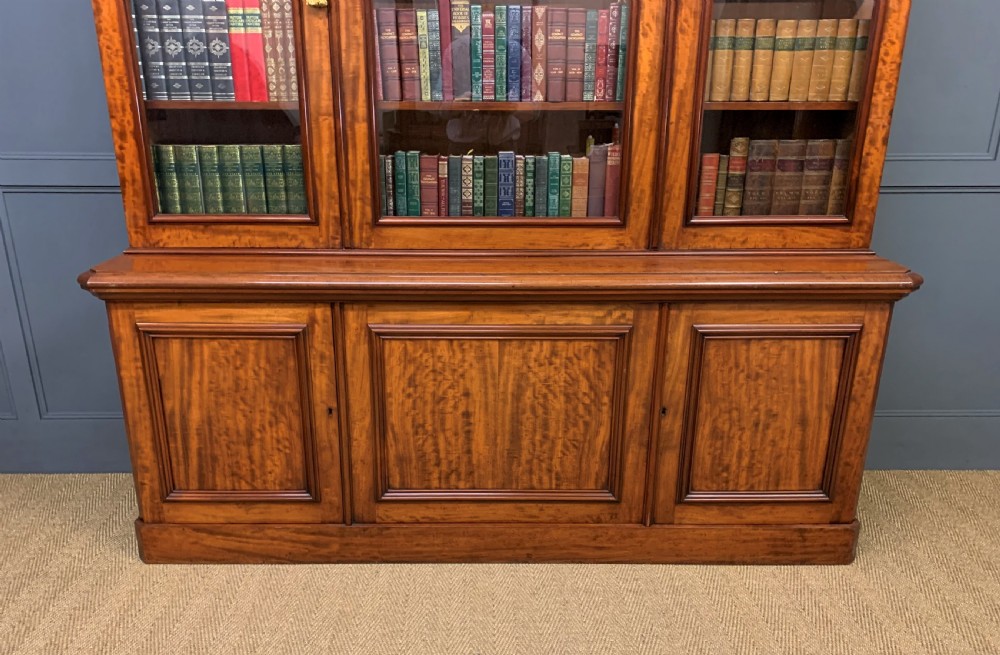 Fine Quality Victorian Figured Mahogany Library Bookcase View X