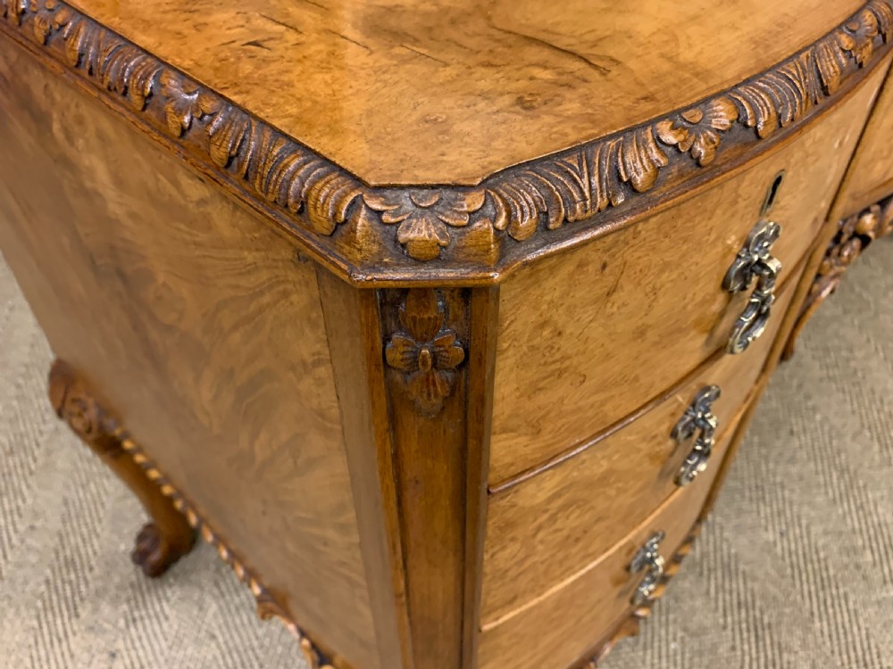 Queen Anne Style Burr Walnut Dressing Table and Stool View XX