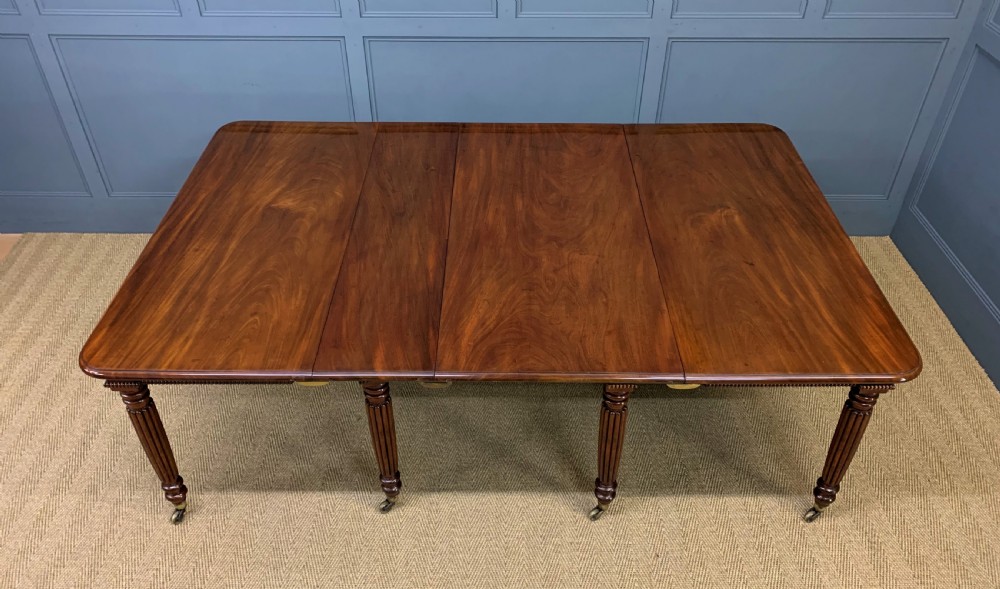 Gillows Style Regency Mahogany Dining Table View VIII