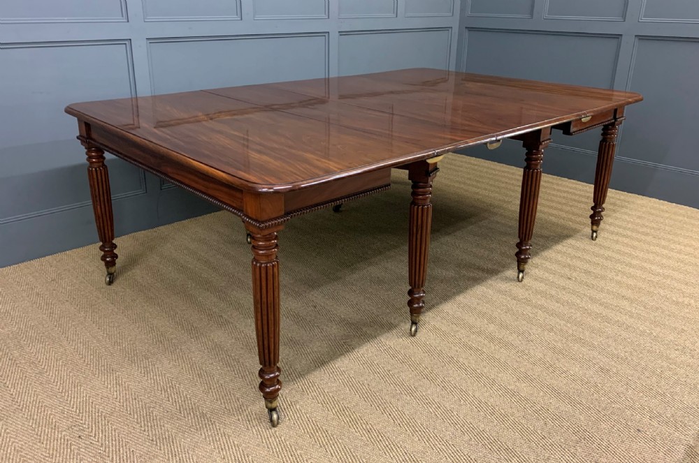 Gillows Style Regency Mahogany Dining Table View XII
