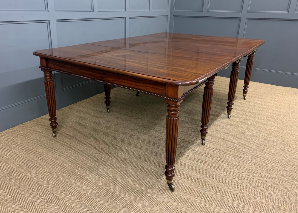 Gillows Style Regency Mahogany Dining Table View XIII