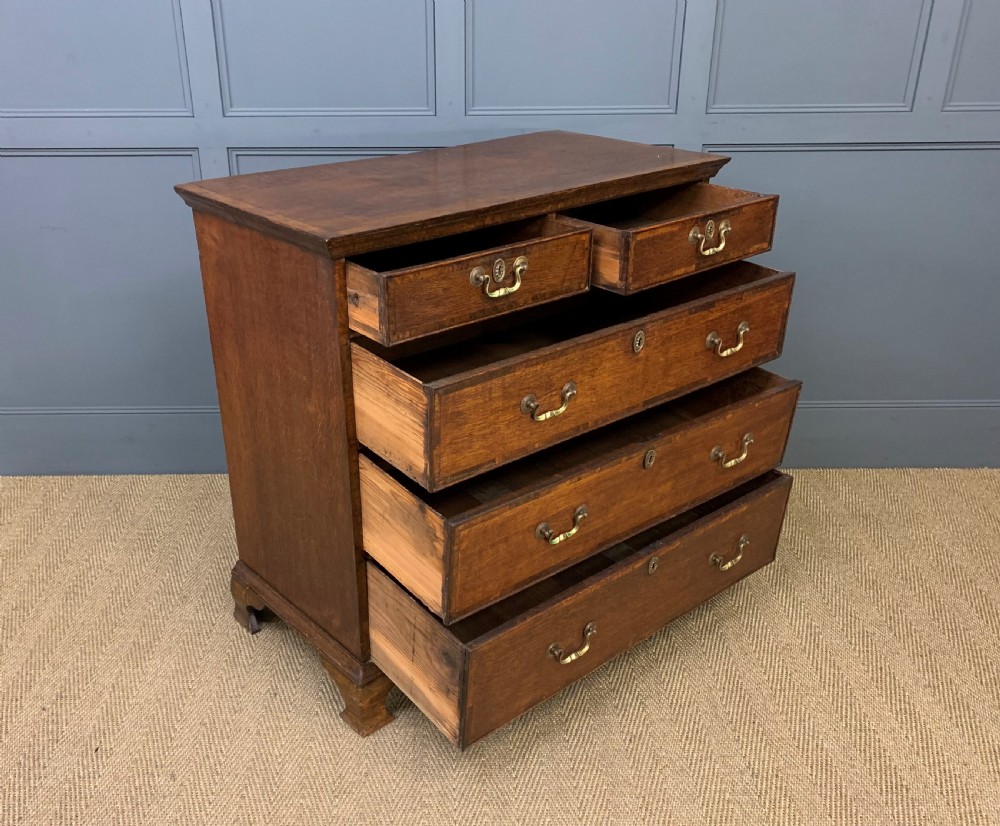 Georgian Cross Banded Oak Chest of Drawers View V
