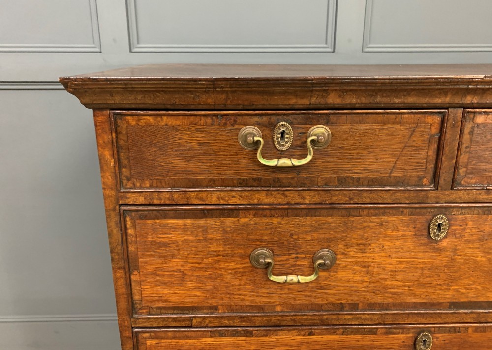 Georgian Cross Banded Oak Chest of Drawers View VIII