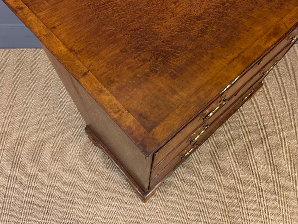 Georgian Cross Banded Oak Chest of Drawers View XI