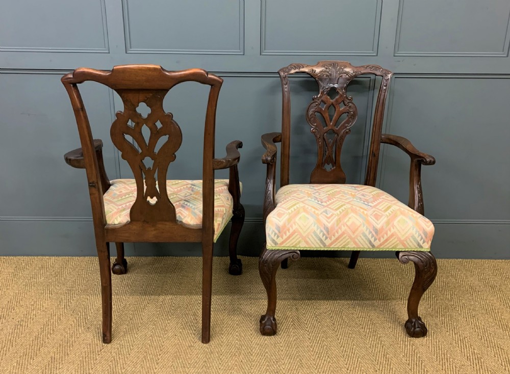 Set of 8 Chippendale Style Mahogany Dining Chairs View XIV