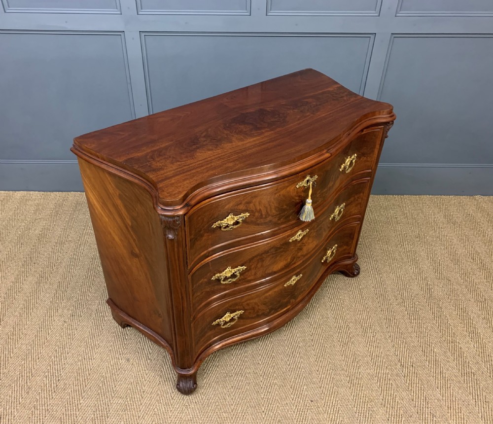 19th Century French Flame Mahogany Commode View XVI