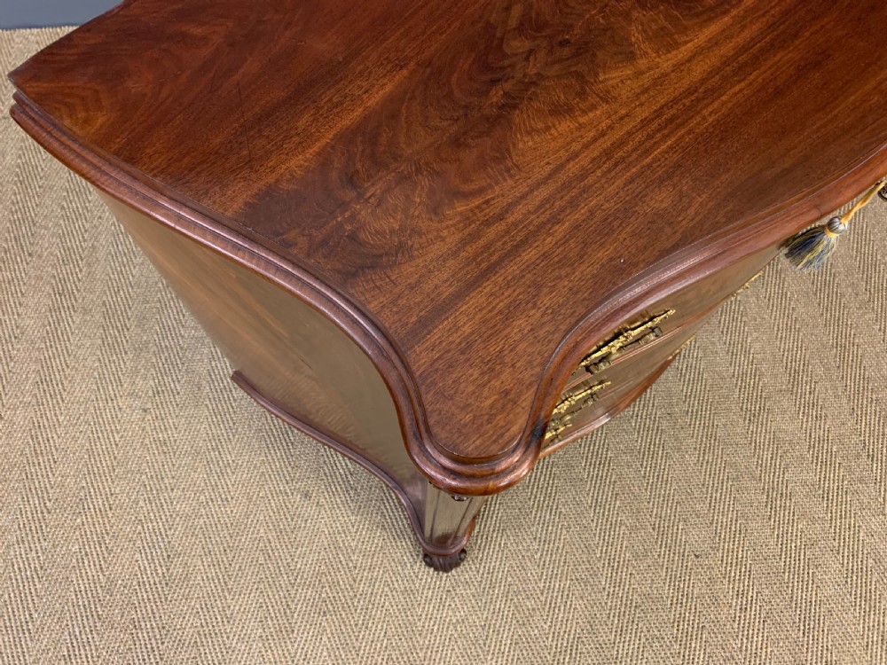 19th Century French Flame Mahogany Commode View XIX