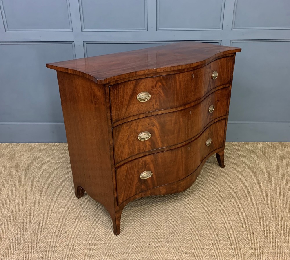 Georgian Flame Mahogany Serpentine Chest of Drawers View III