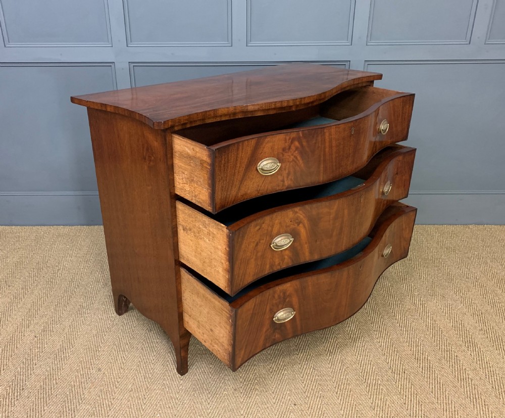 Georgian Flame Mahogany Serpentine Chest of Drawers View IV