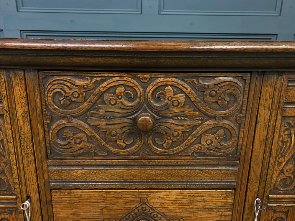 Ipswich Oak Sideboard View VII