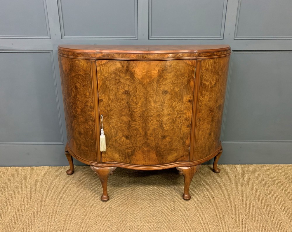 Burr Walnut Serpentine Commode View VI