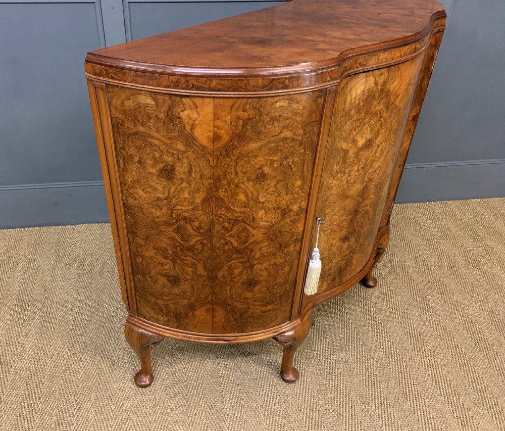Burr Walnut Serpentine Commode View VII