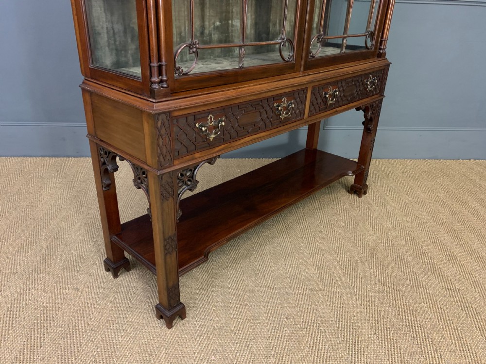 Chippendale Style Mahogany Display Cabinet View XVI