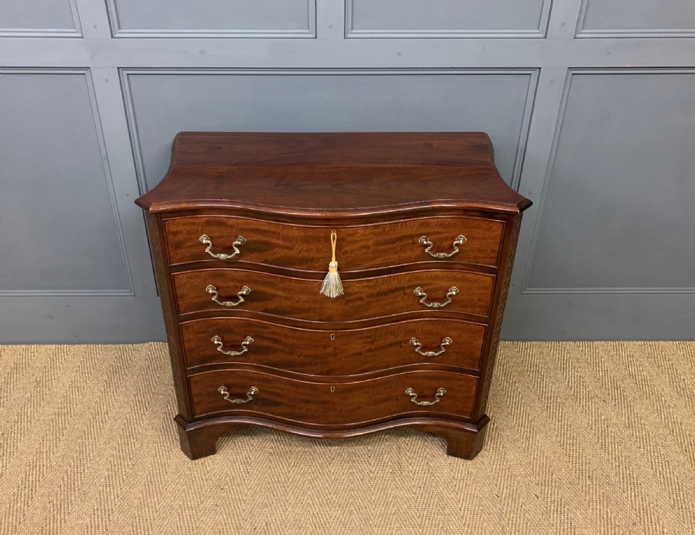 Chippendale Style Serpentine Mahogany Bachelors Chest of Drawers