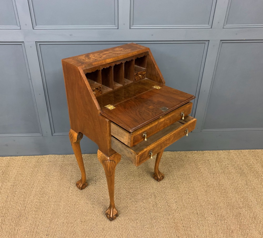 Queen Anne Style Burr Walnut Bureau View IV