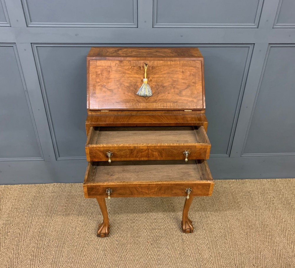 Queen Anne Style Burr Walnut Bureau View XI