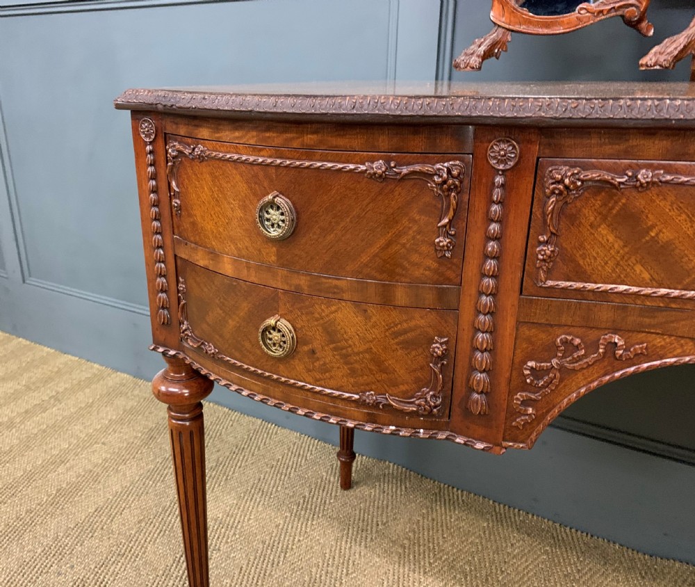 Ornate Mahogany Dressing Table View X