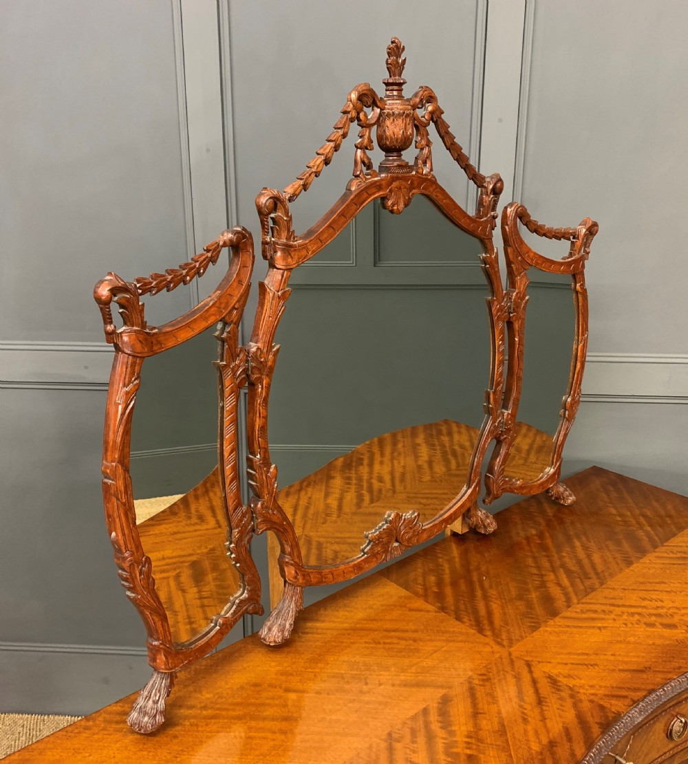 Ornate Mahogany Dressing Table View XII