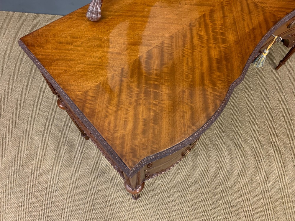 Ornate Mahogany Dressing Table View XV