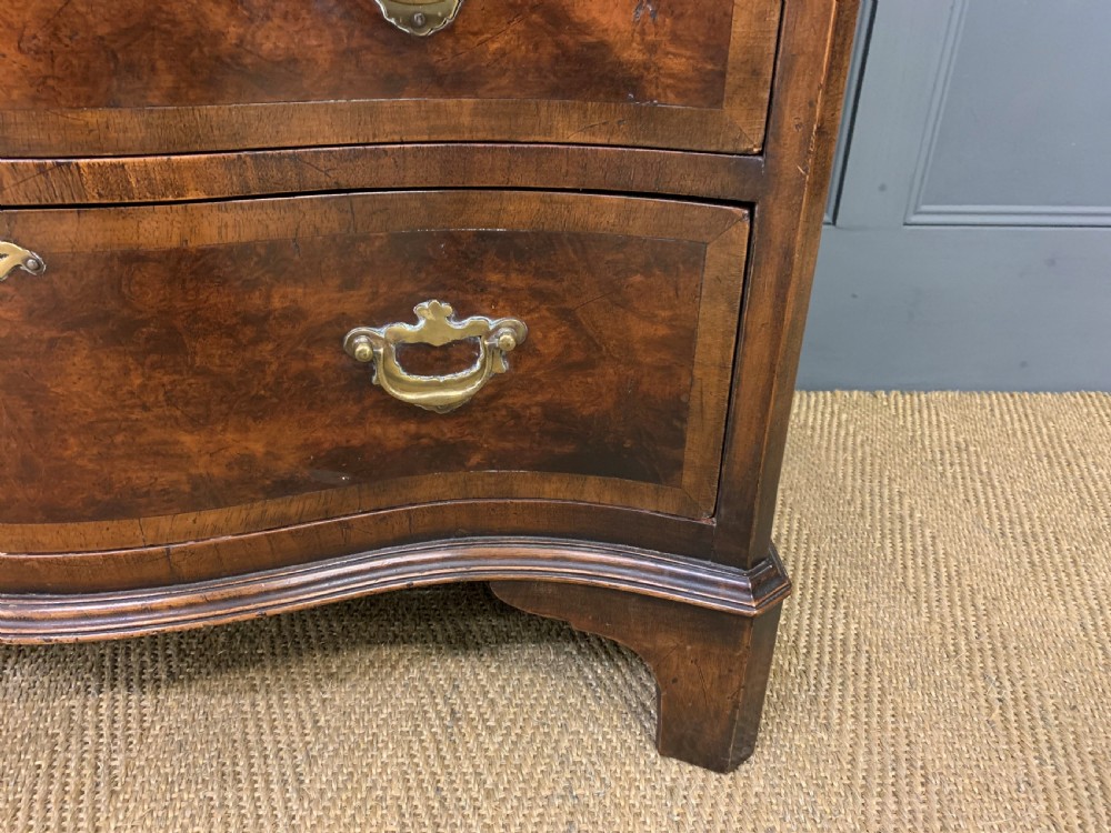 Burr Walnut Serpentine Fronted Bachelors Chest of Drawers View IX