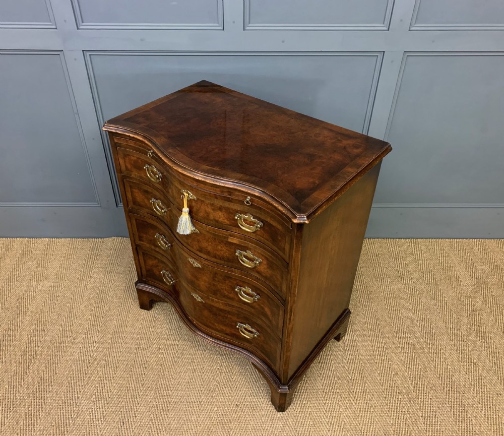 Burr Walnut Serpentine Fronted Bachelors Chest of Drawers View XVI