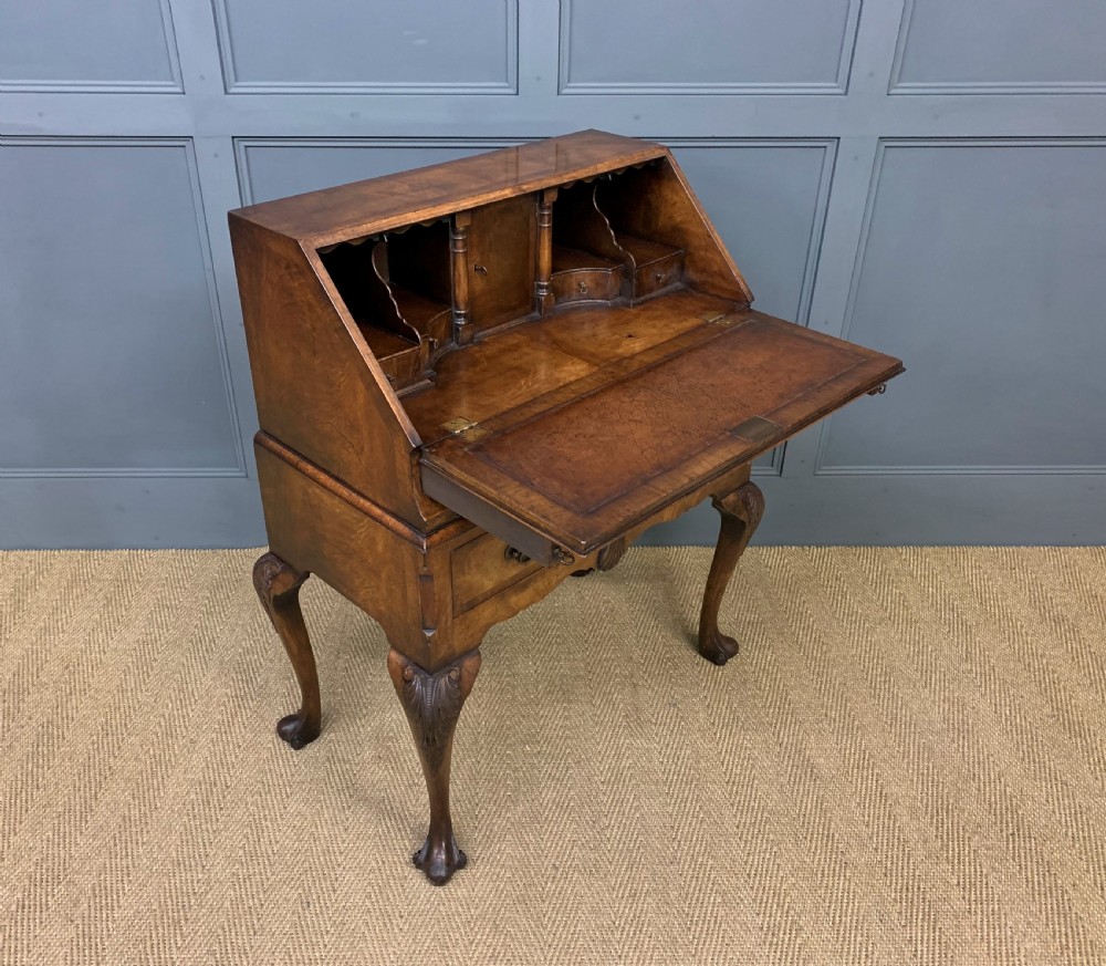 Queen Anne Style Burr Walnut Bureau View XVI