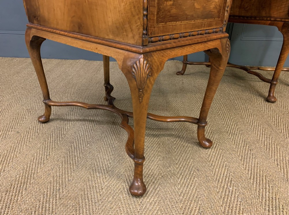 Substantial Burr Walnut Dressing Table View XVI