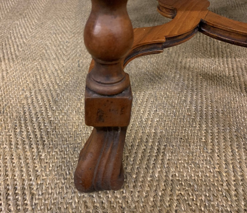 Burr Walnut Dressing Table View XIV