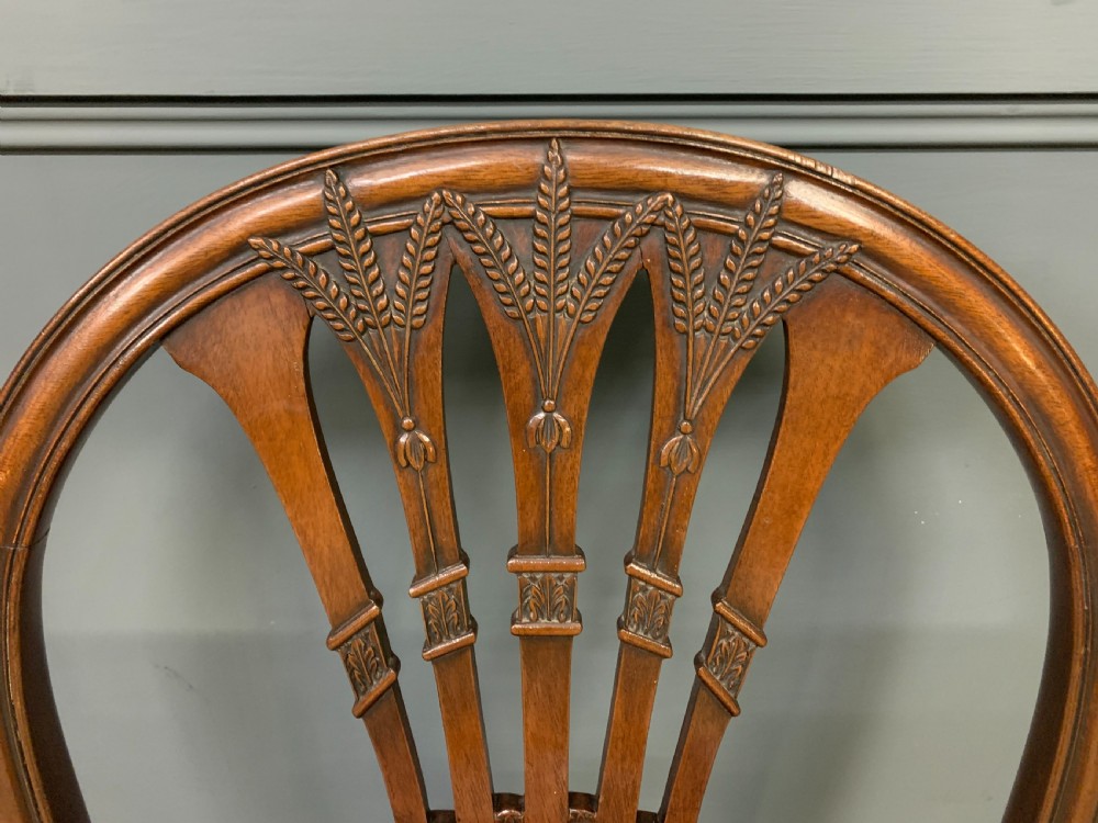 Set of 8 Hepplewhite Design Dining Chairs View III