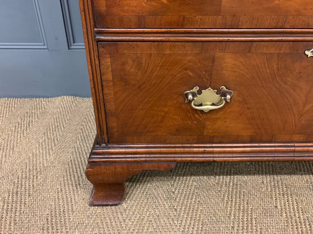 Burr Walnut Chest on Chest View IX