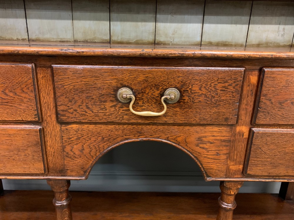 Georgian Oak Dresser View VIII