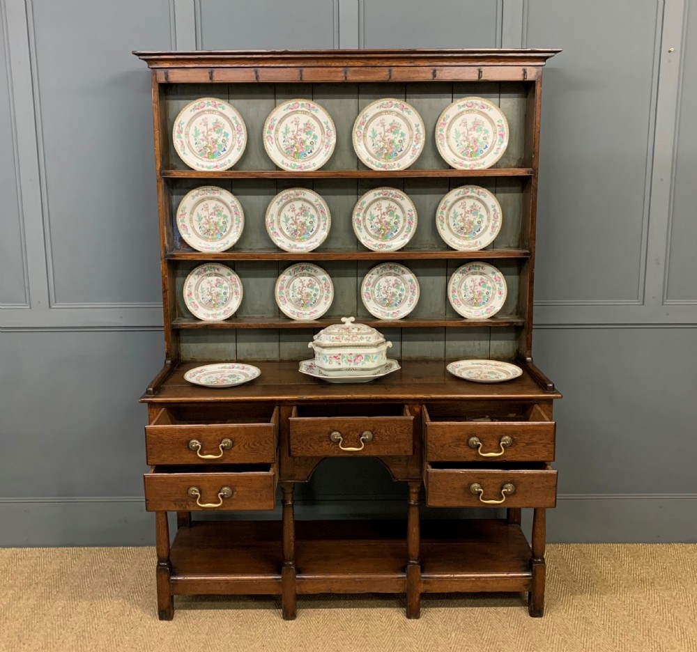 Georgian Oak Dresser View XVI
