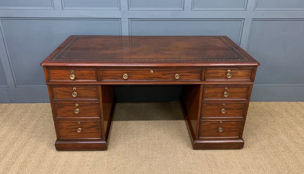 Early Victorian Mahogany Pedestal Desk
