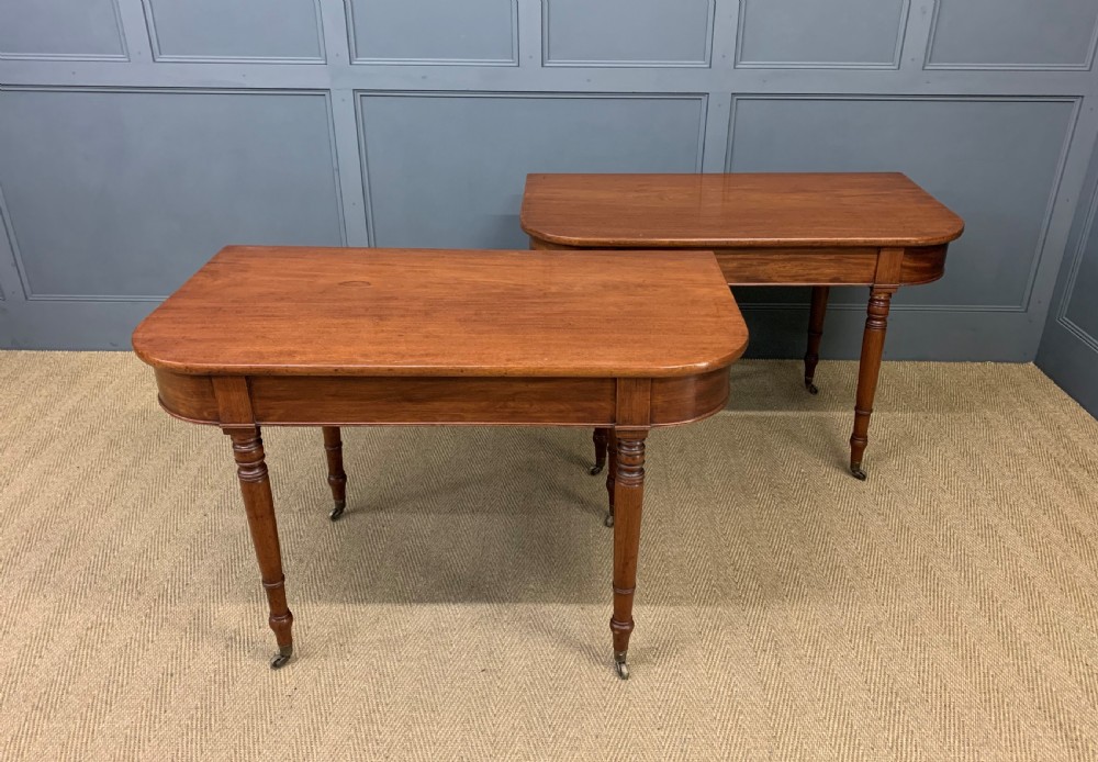 Georgian Mahogany Dining Table View III
