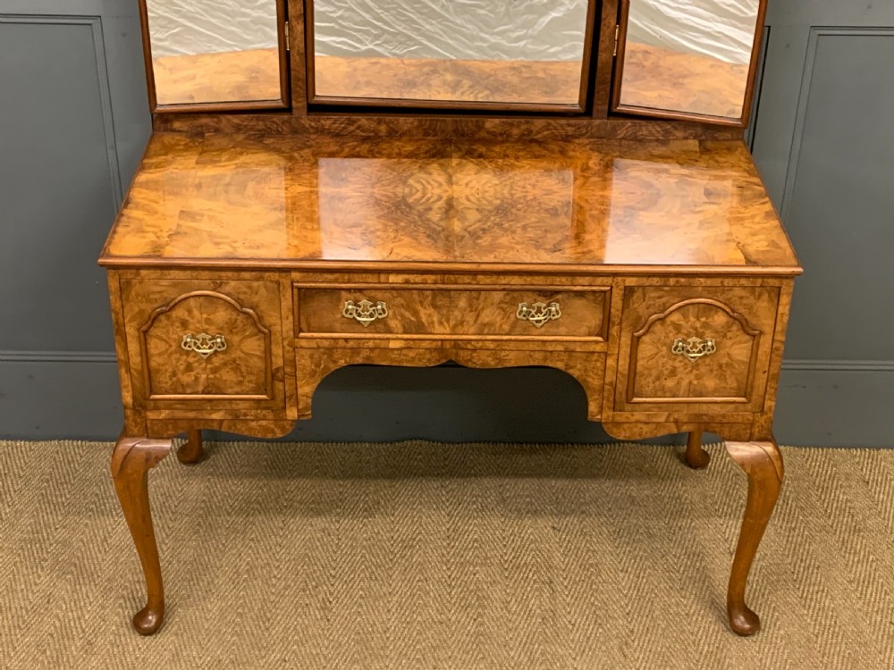 Burr Walnut Dressing Table View VII