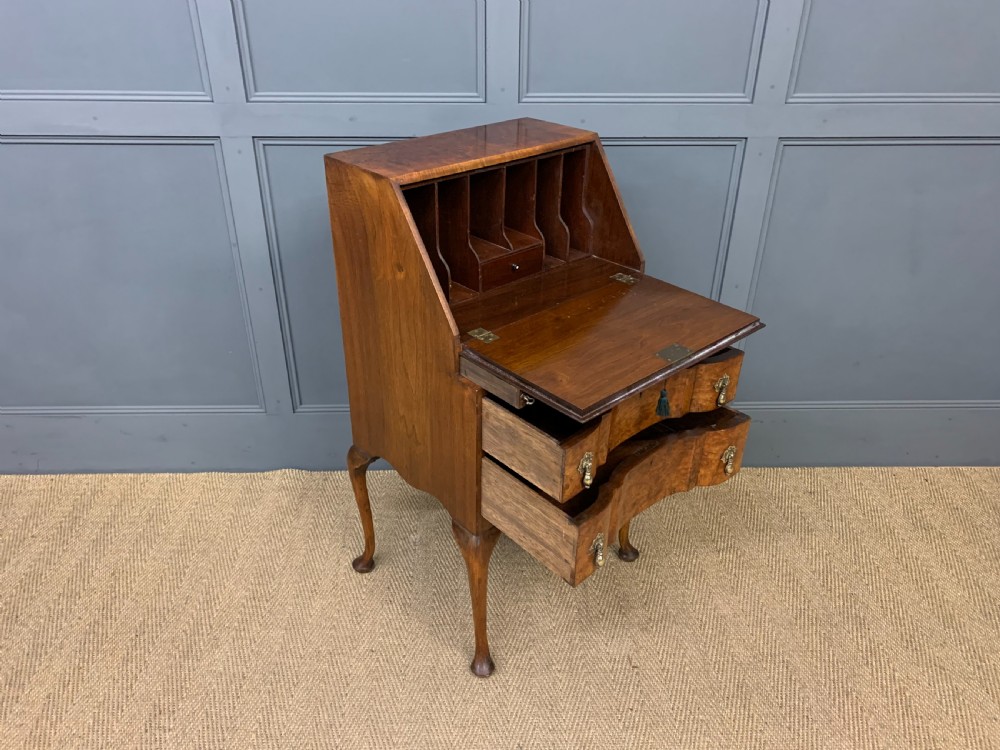 Queen Anne Style Burr Walnut Bureau View V