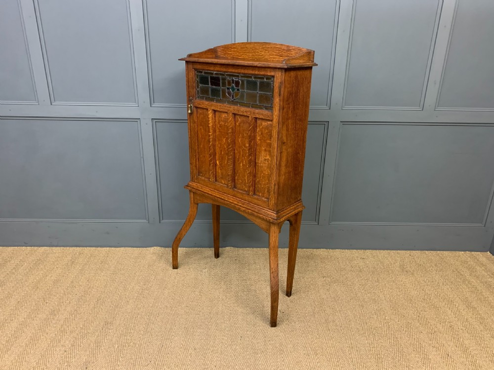 Arts and Crafts Oak Cabinet View V