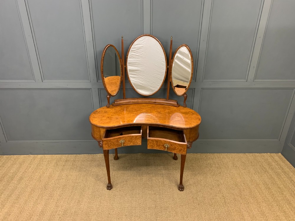 Kidney Shaped Burr Walnut Dressing Table View XI