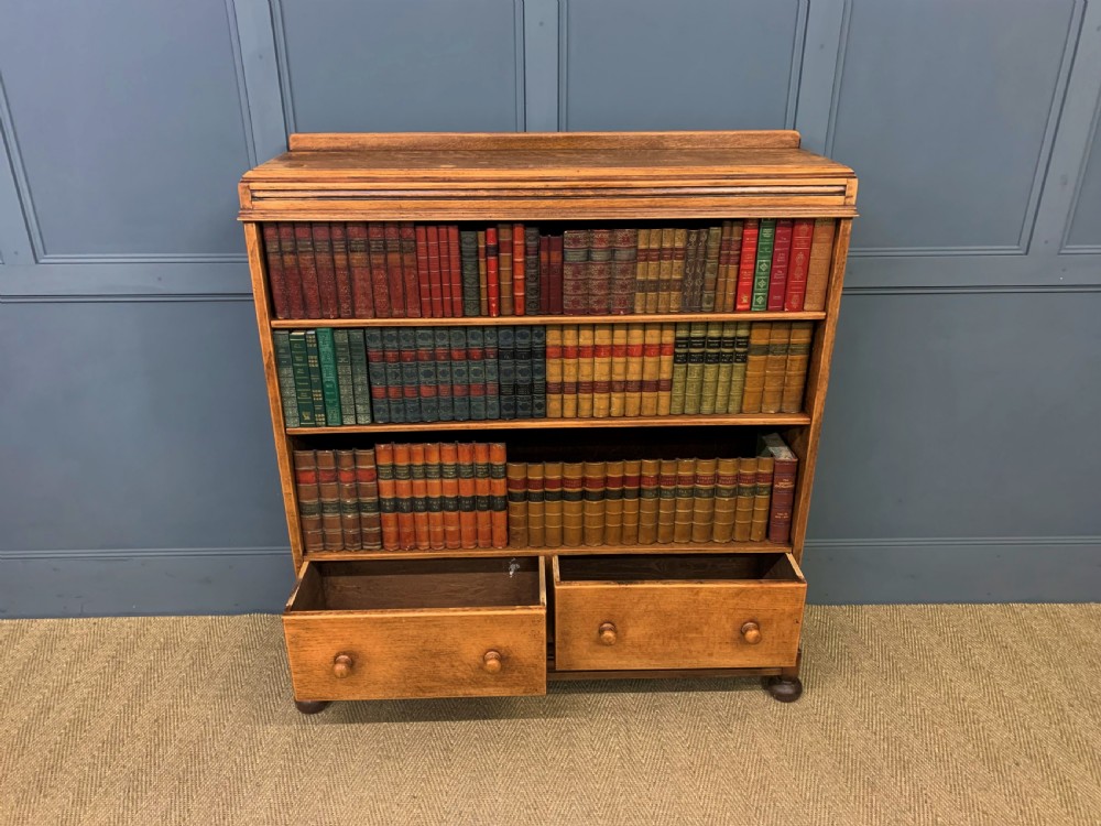 Oak Open Bookcase View VII