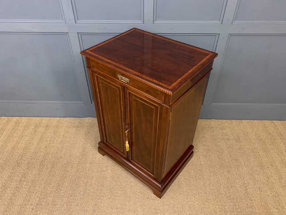 Howard and Sons Inlaid Mahogany Cabinet View XIV