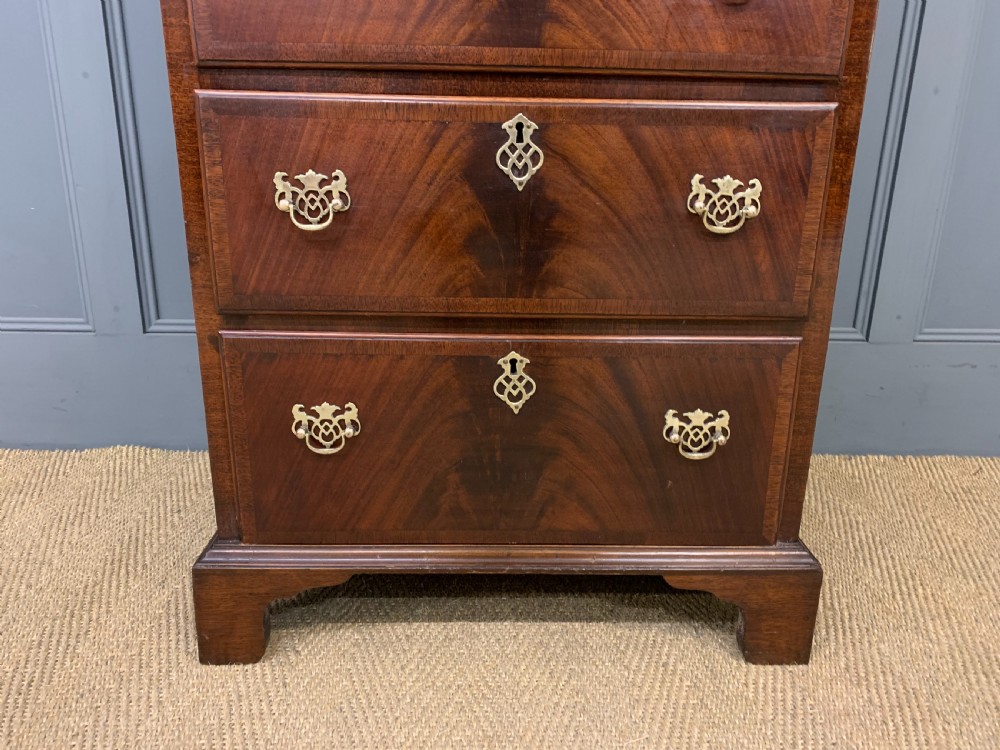 Chippendale Style Flame Mahogany Chest on Chest View VIII