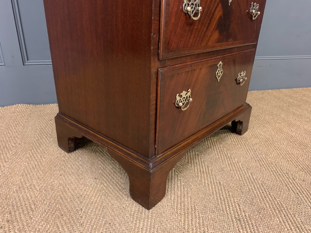 Chippendale Style Flame Mahogany Chest on Chest View XIII