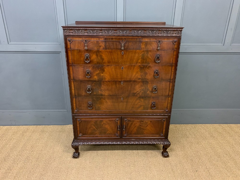 Chippendale Style Mahogany Chest of Drawers View VI