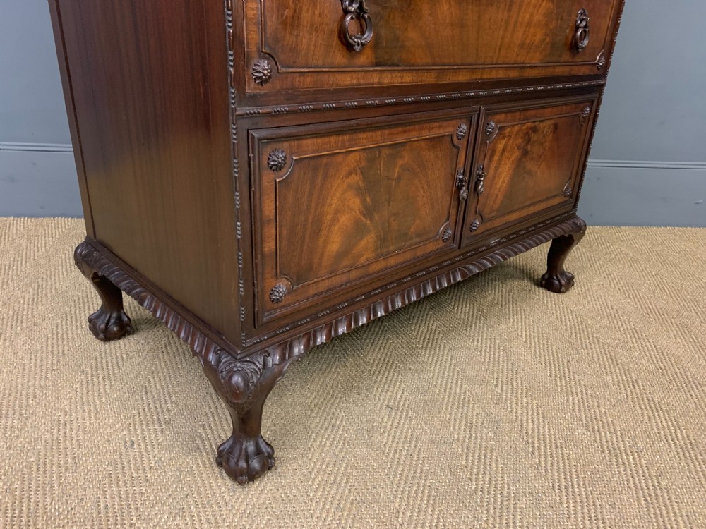 Chippendale Style Mahogany Chest of Drawers View XII