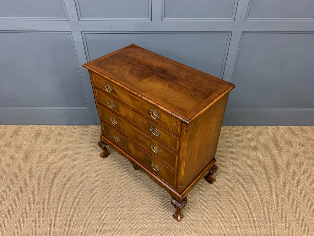 Queen Anne Style Burr Walnut Chest of Drawers View XIV