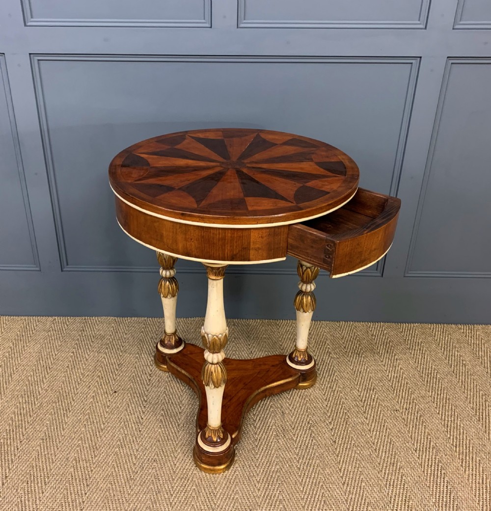 Segmented Top Centre Table View X
