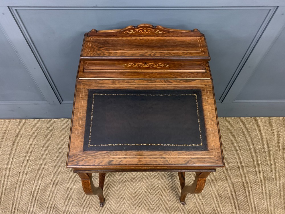 Late Victorian Inlaid Rosewood Davenport View V