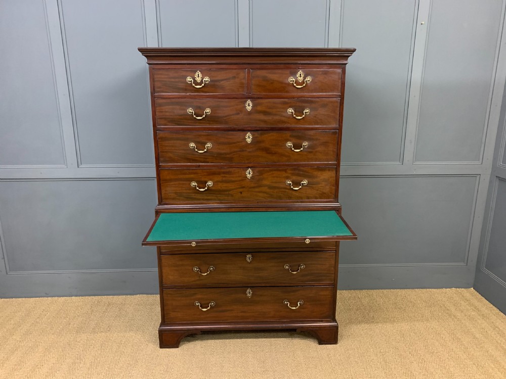 Georgian Mahogany Chest on Chest View IX