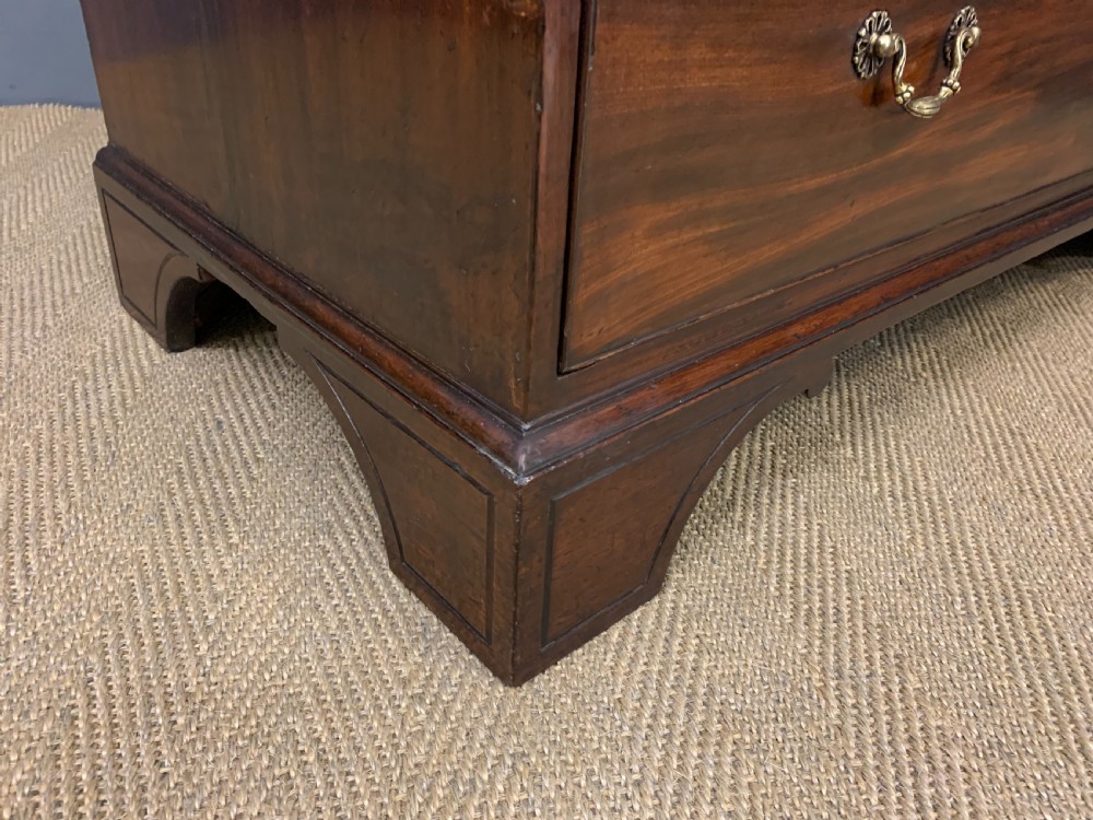 Georgian Mahogany Chest on Chest View XIII