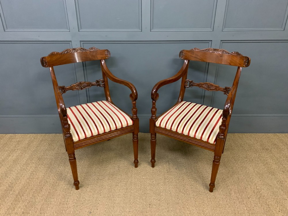Set of 10 William IV Mahogany Dining Chairs View III
